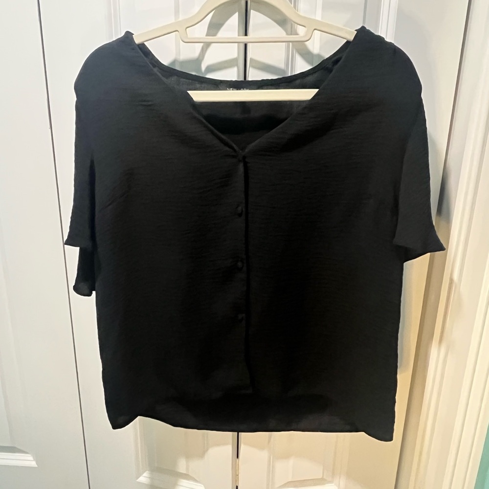 New Look Black Button-Front Blouse